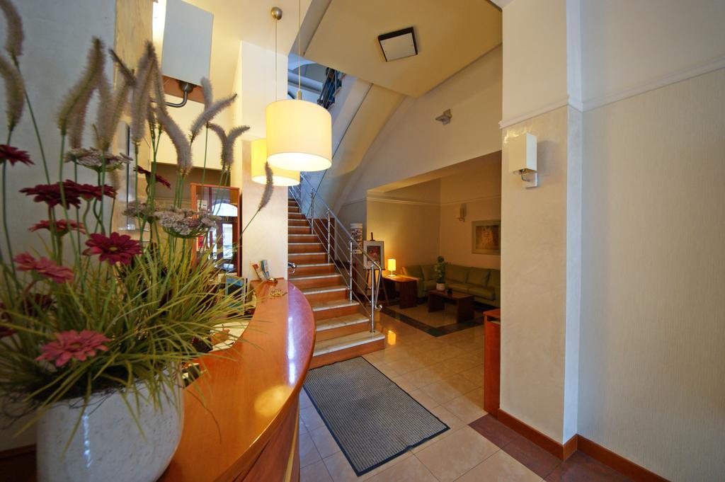 Hotel Staromiejski Slupsk Exterior photo